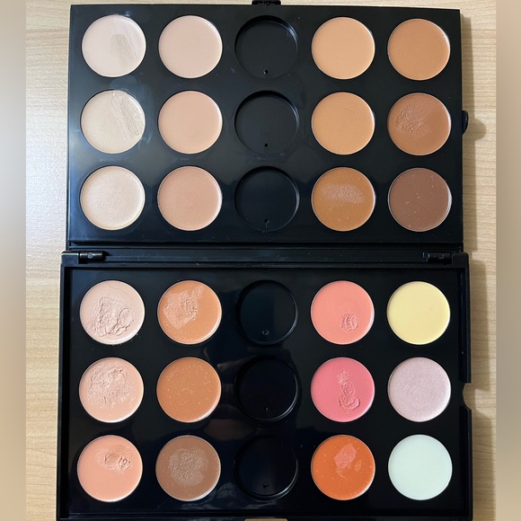 Eve Pearl HD Pro 24 Pc Palette - Foundation, Blush, Concealer, Mattifier - Picture 3 of 4